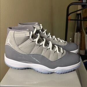 Jordan 11 Retro Grey